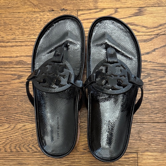 Tory Burch Miller Lug Sole for Sandals - Picture 2 of 7